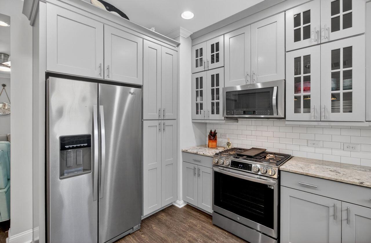 3413 Fairwater Place