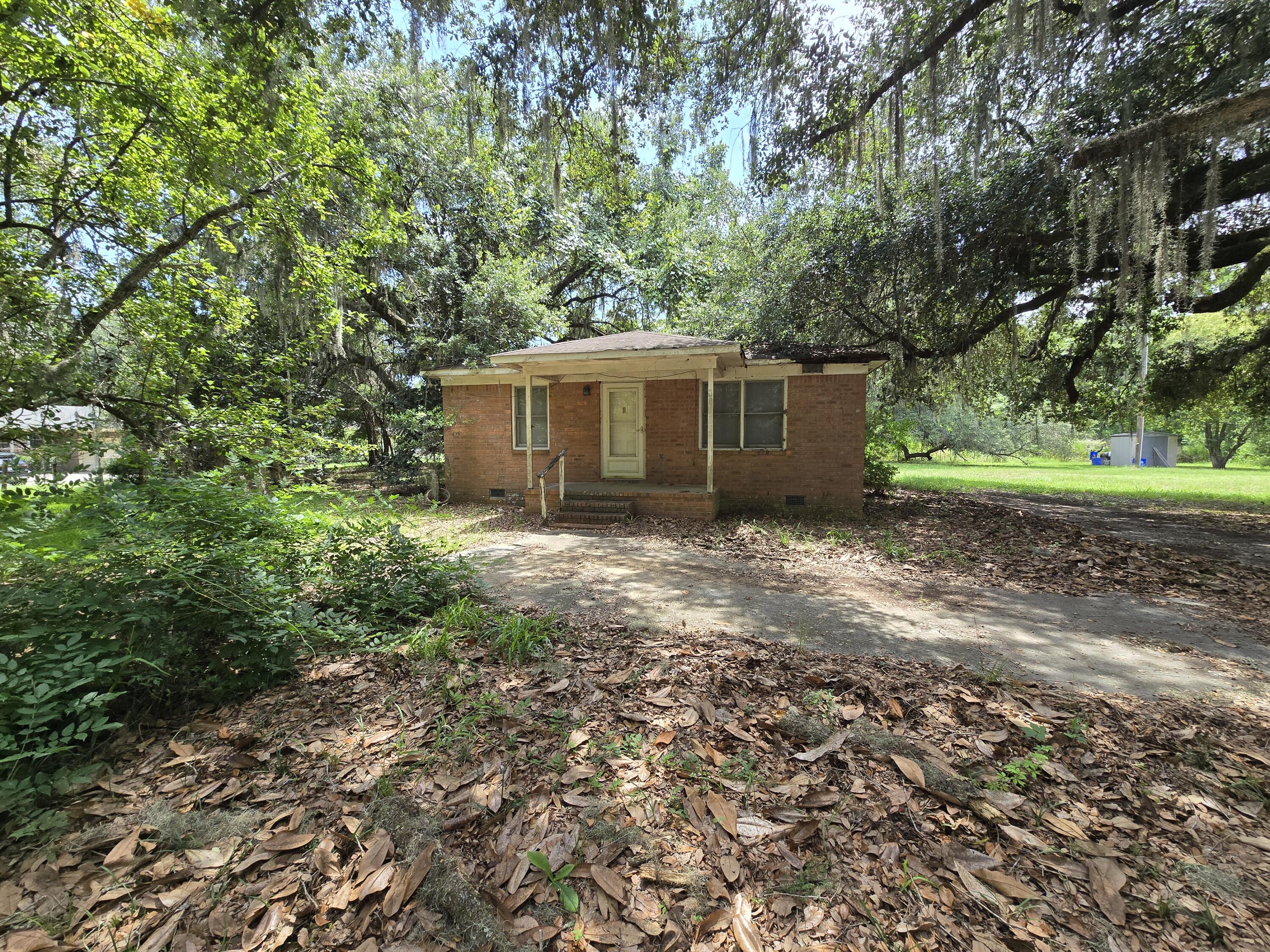 1946 River Road