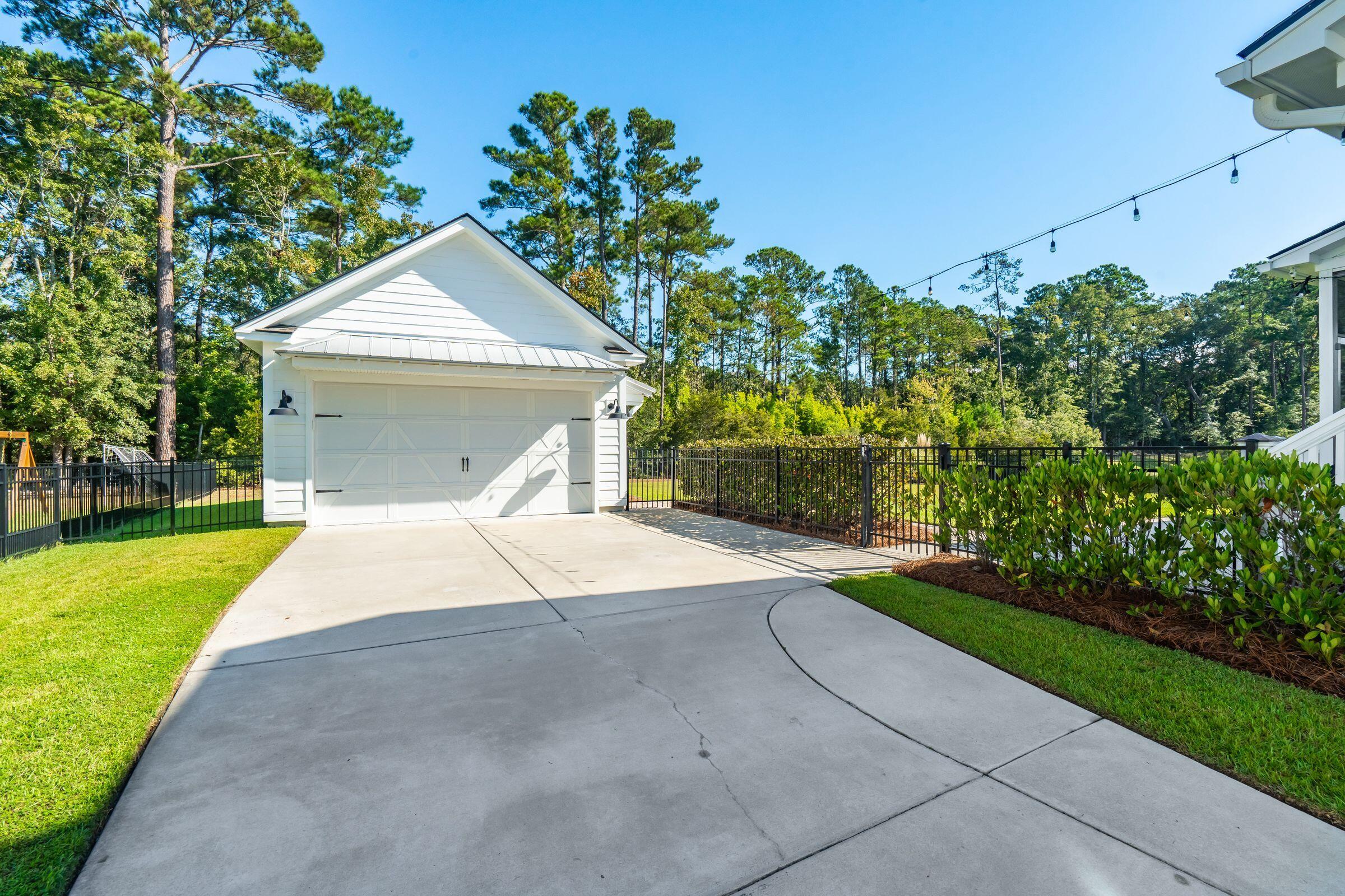 3909 Maidstone Drive