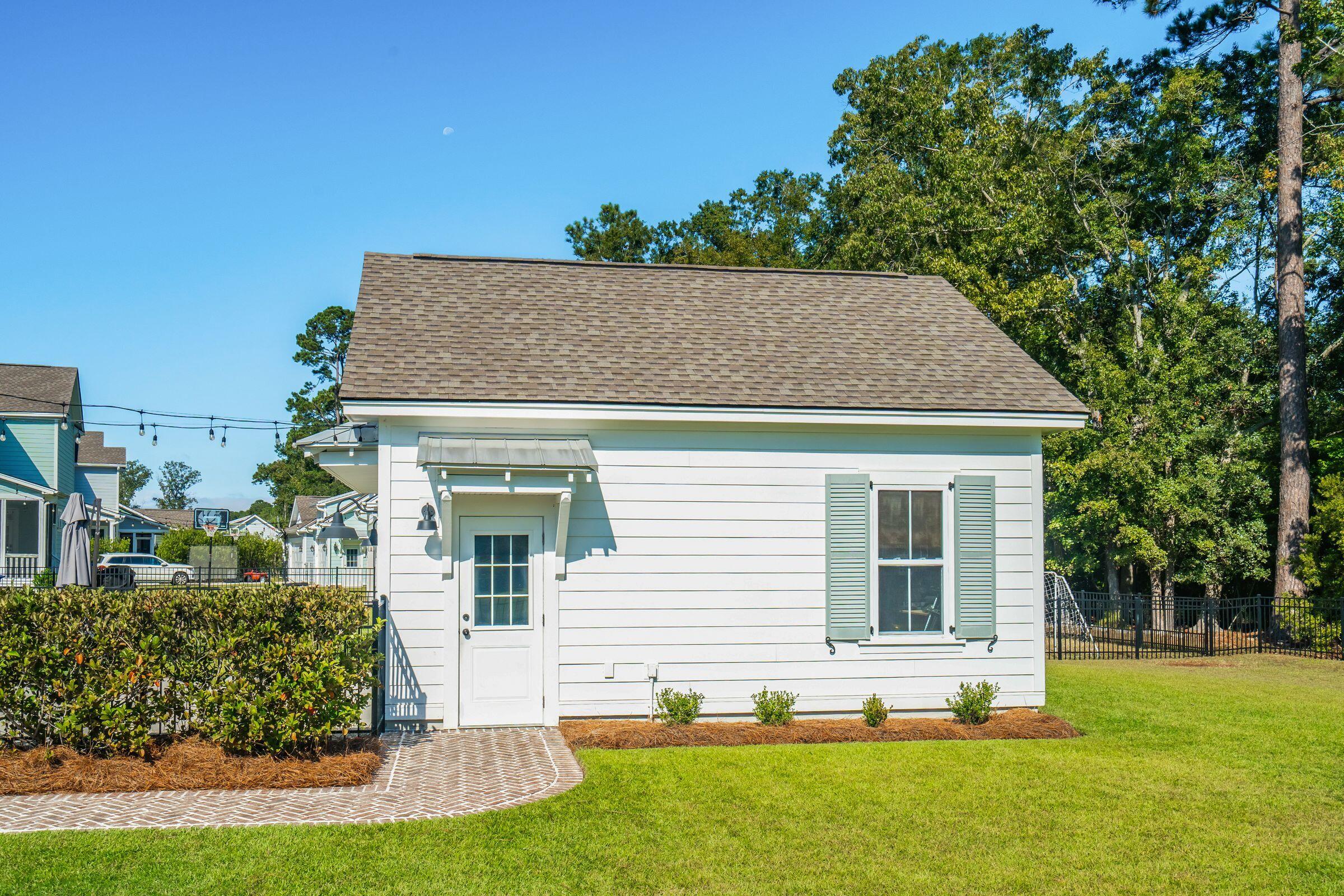 3909 Maidstone Drive