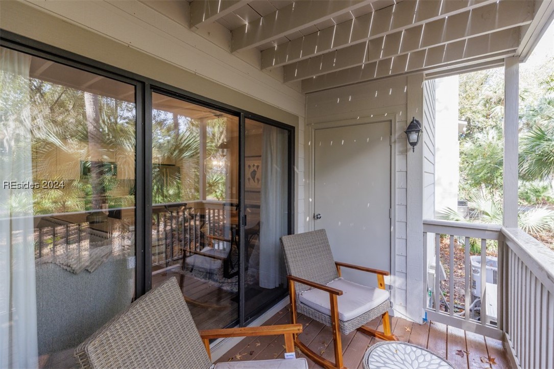 125 Cordillo Parkway 53