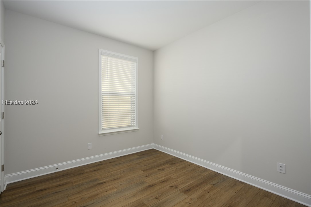 443 Aurora Way