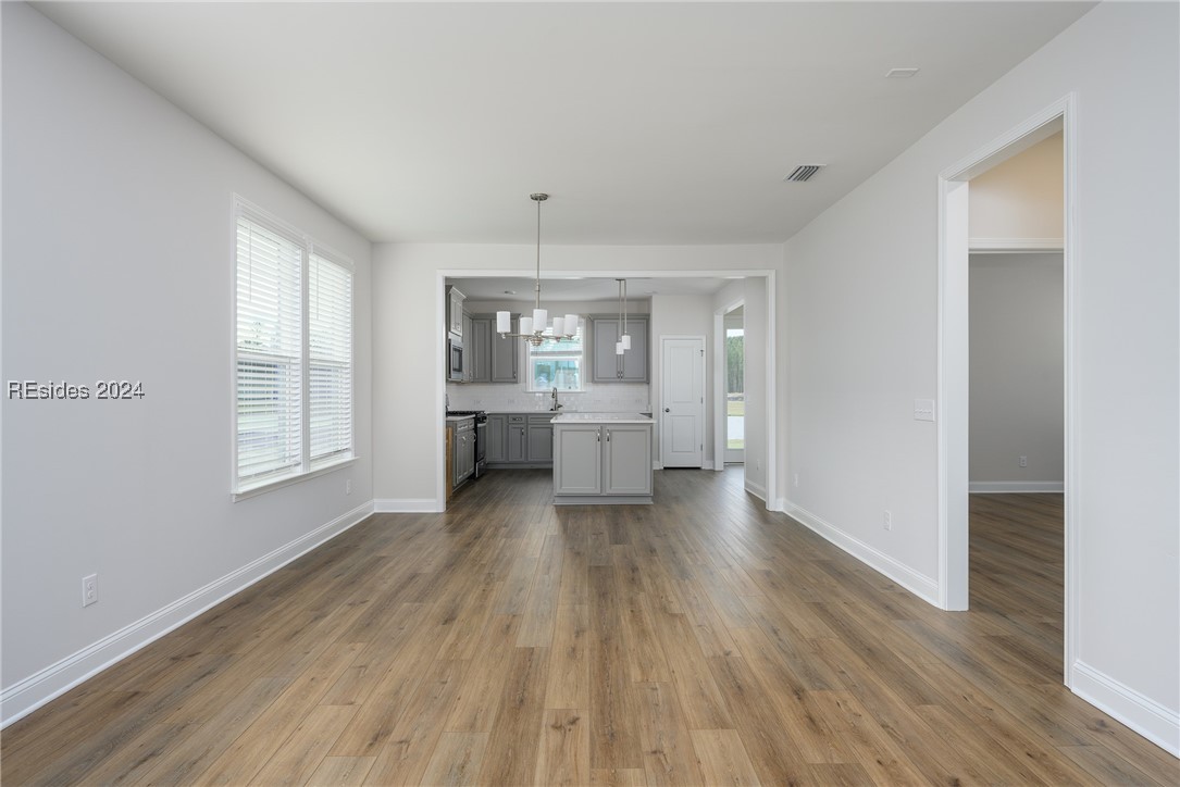 443 Aurora Way