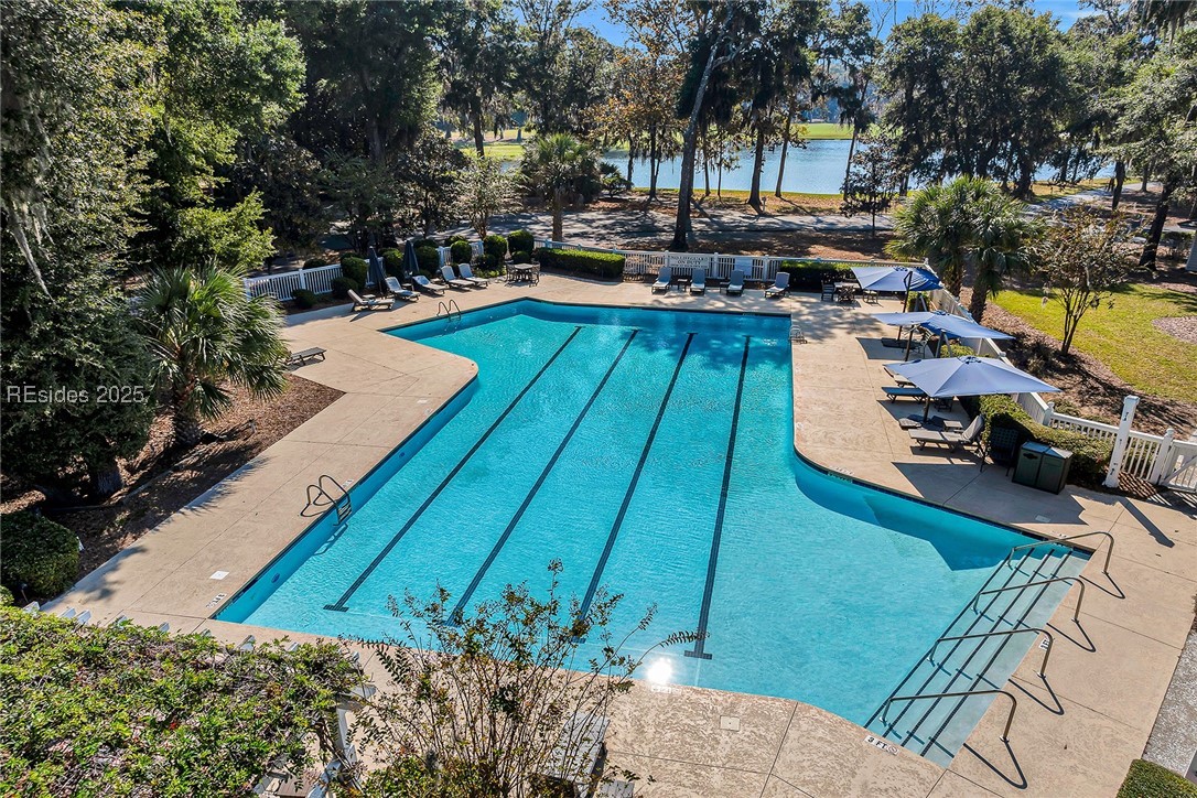 12 Lake Ridge Court