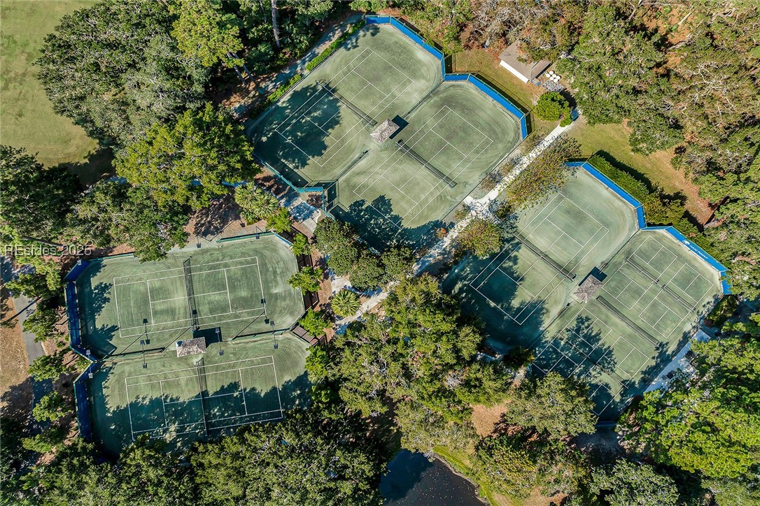 12 Lake Ridge Court