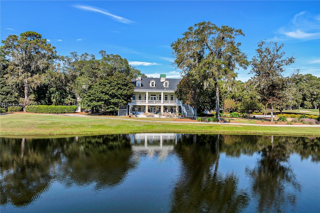 12 Lake Ridge Court