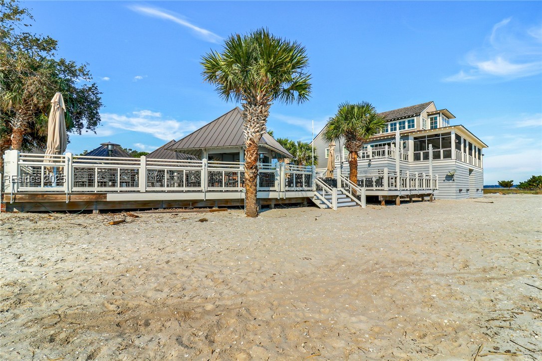 12 Lake Ridge Court