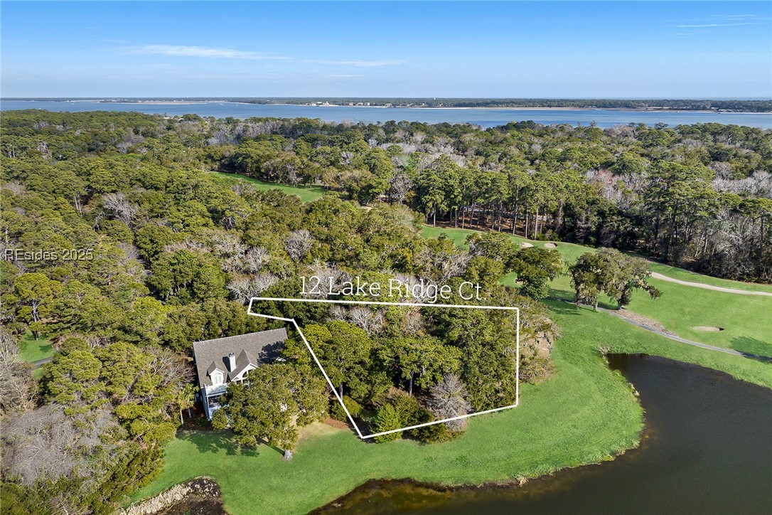 12 Lake Ridge Court