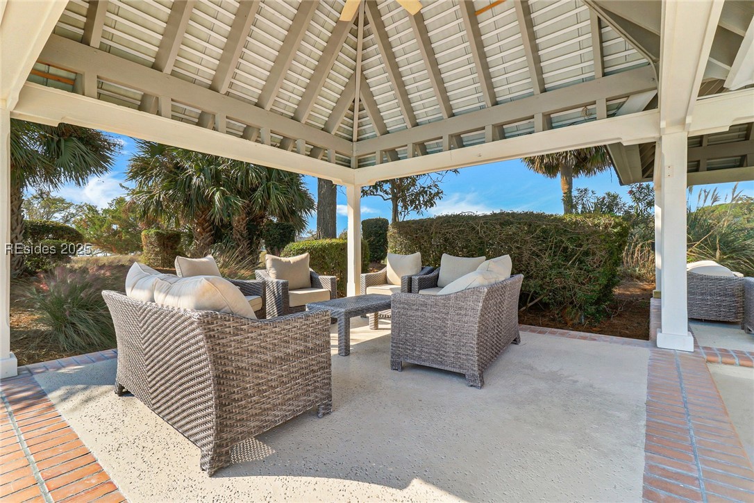 12 Lake Ridge Court
