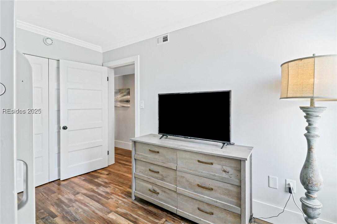 34 S Forest Beach Drive Unit: A13