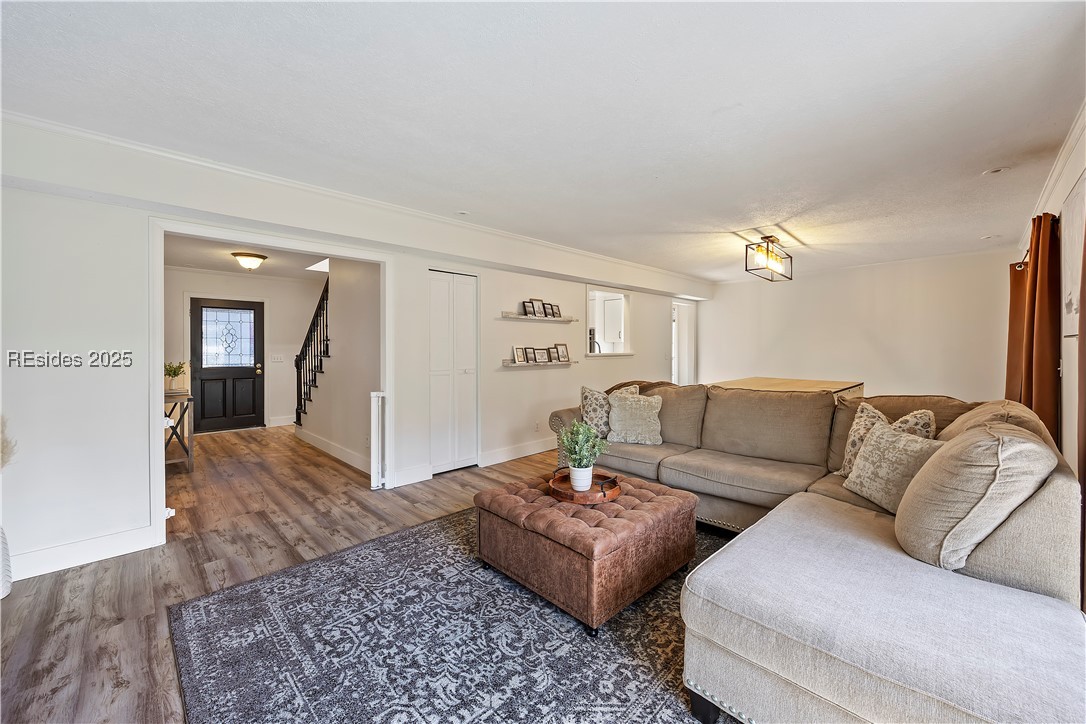 19 Pickens Street