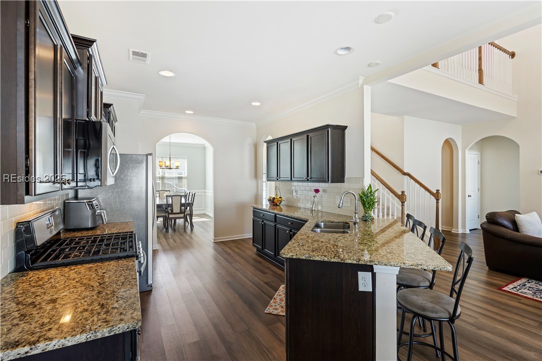 10 Benton Circle