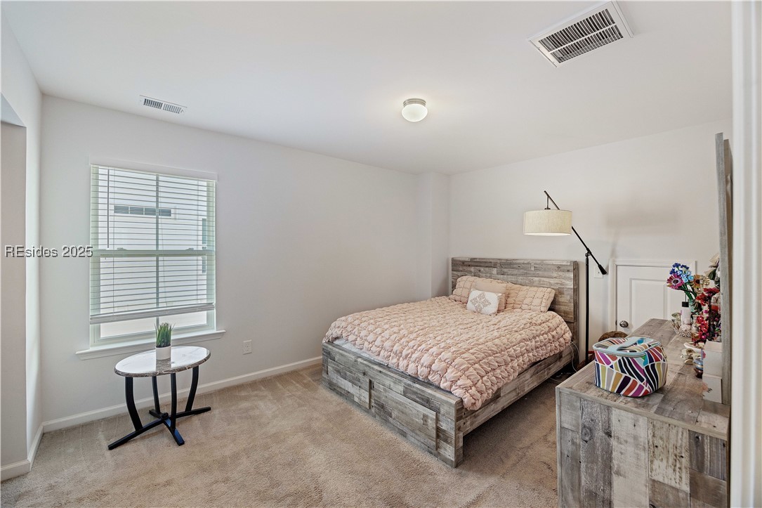 10 Benton Circle