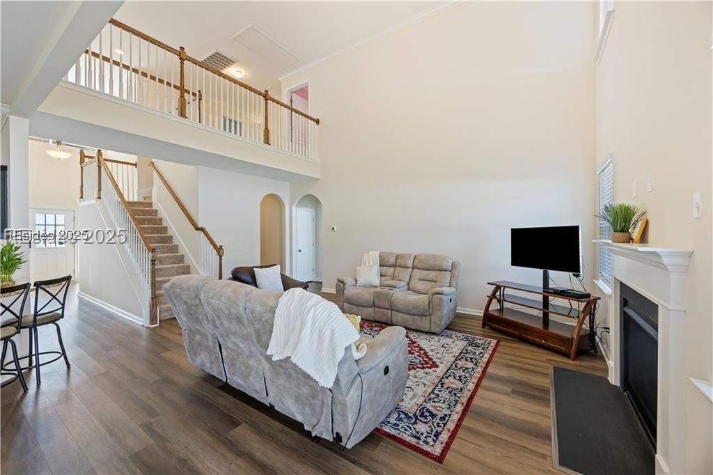 10 Benton Circle