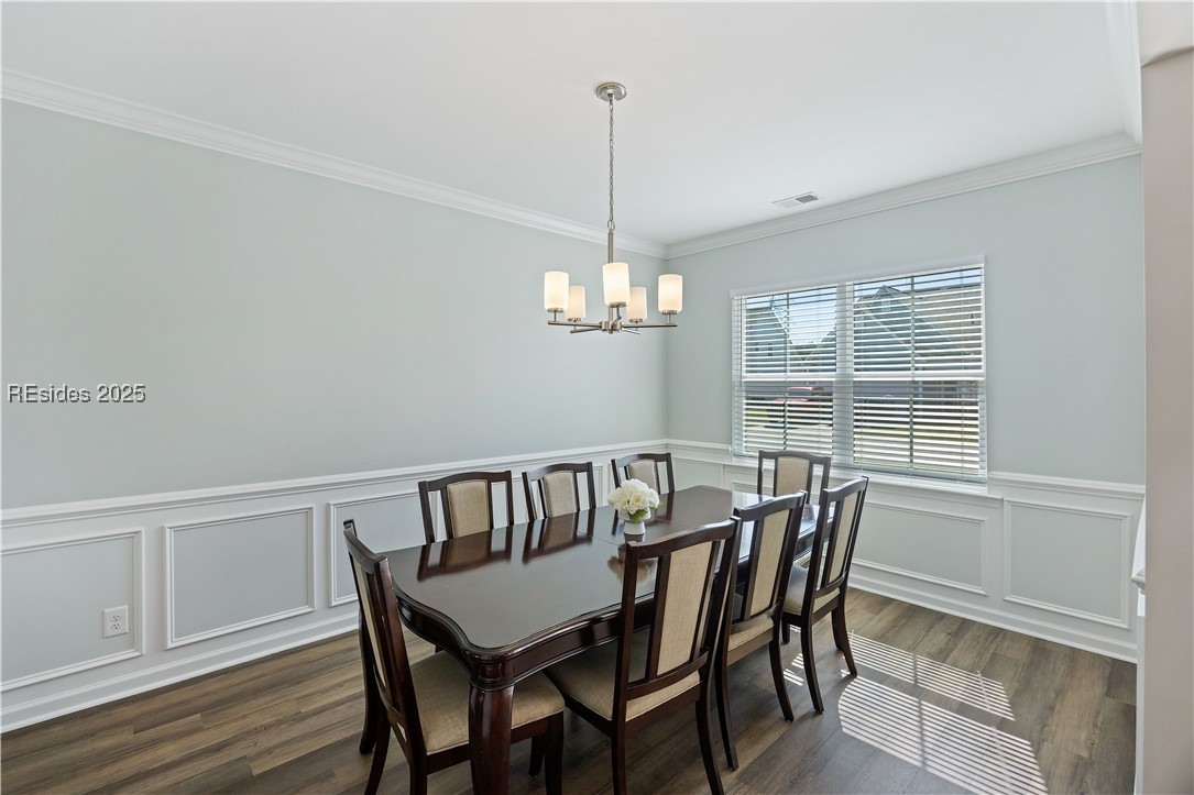 10 Benton Circle