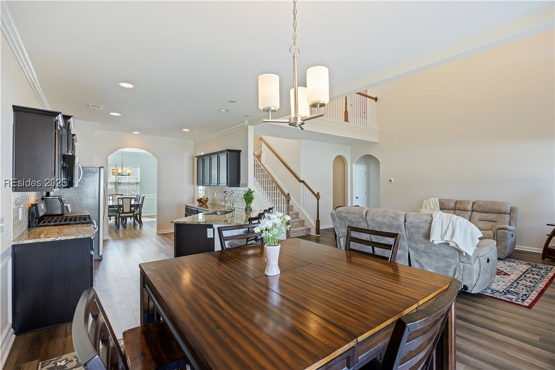10 Benton Circle
