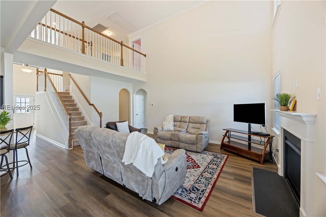 10 Benton Circle