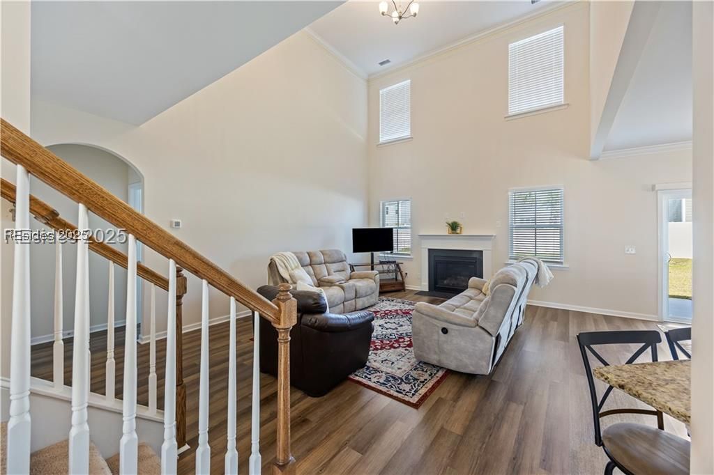 10 Benton Circle