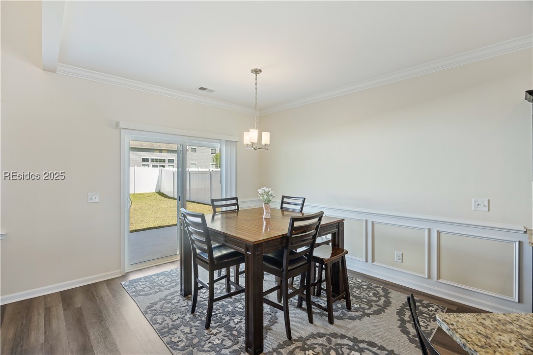 10 Benton Circle