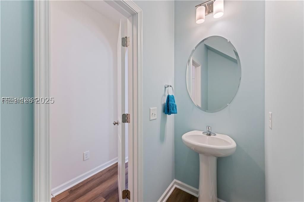 10 Benton Circle