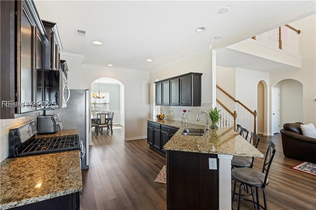 10 Benton Circle
