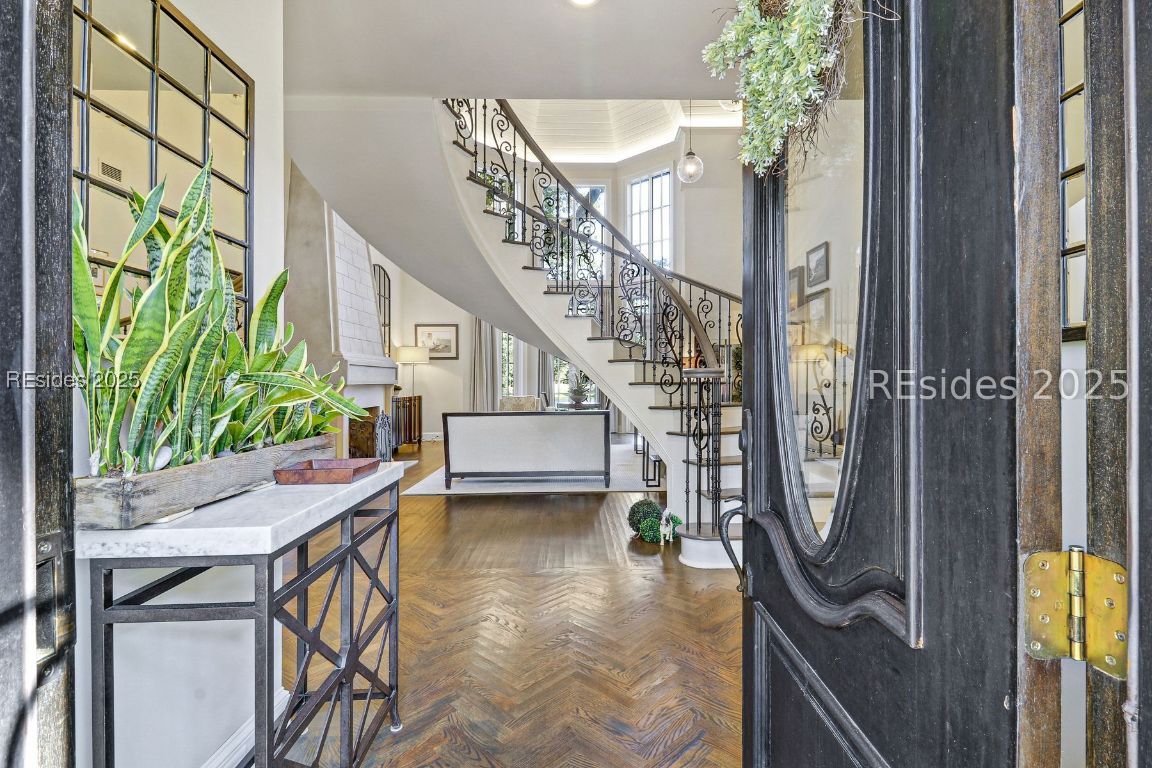 17 Bayley Road