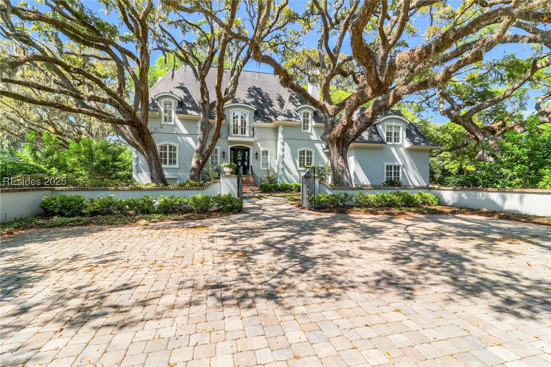 17 Bayley Road