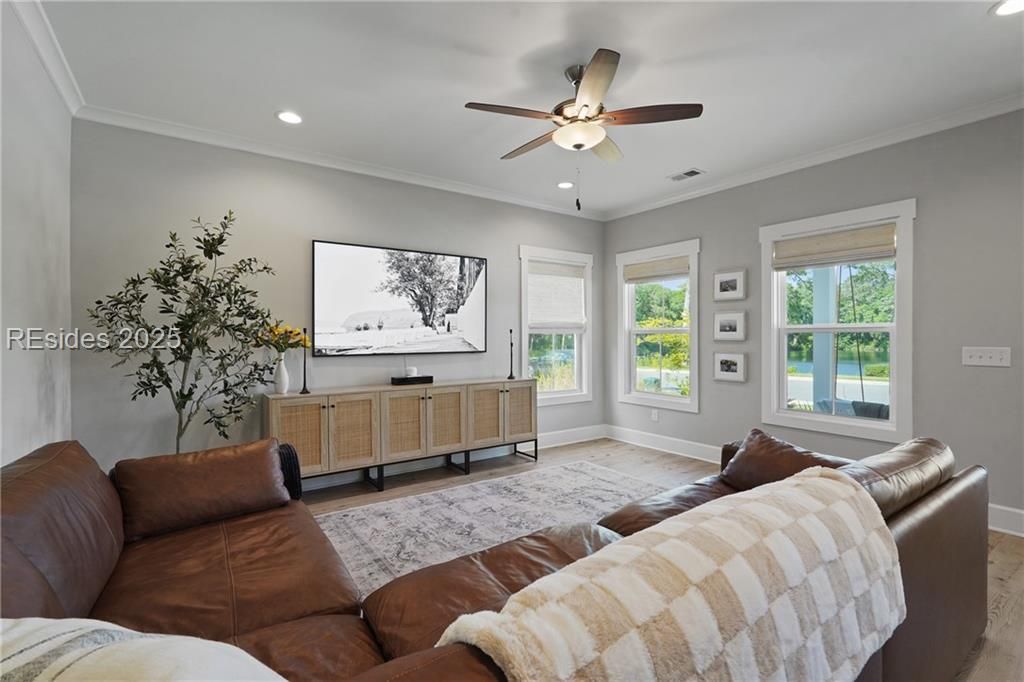 11 Basin Trail Street