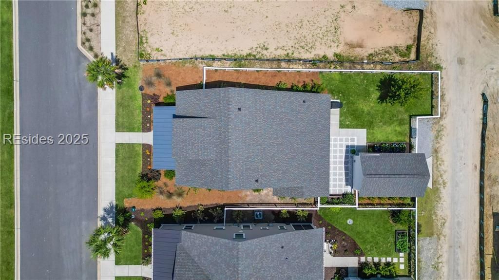 11 Basin Trail Street