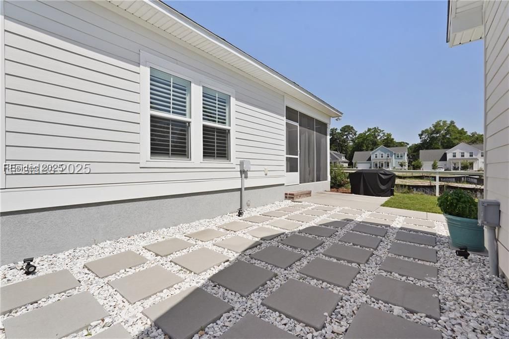 11 Basin Trail Street