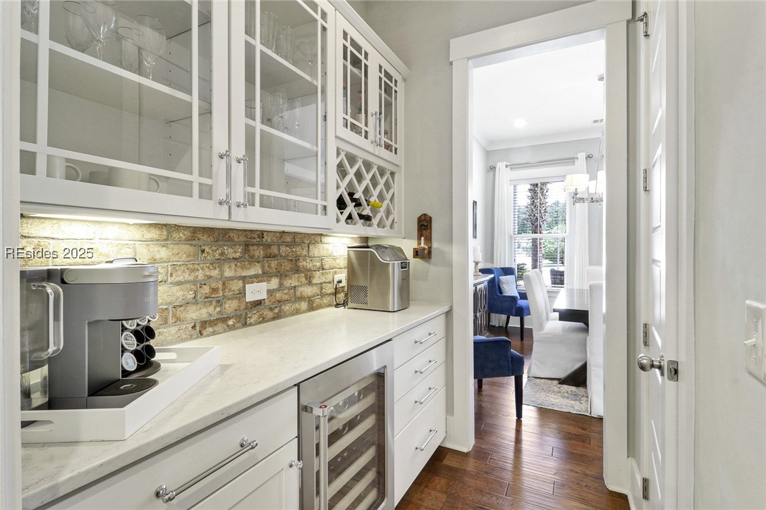 397 Hampton Lake Drive