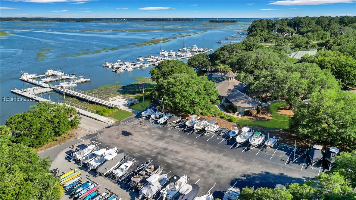 11 Palm Isle Court