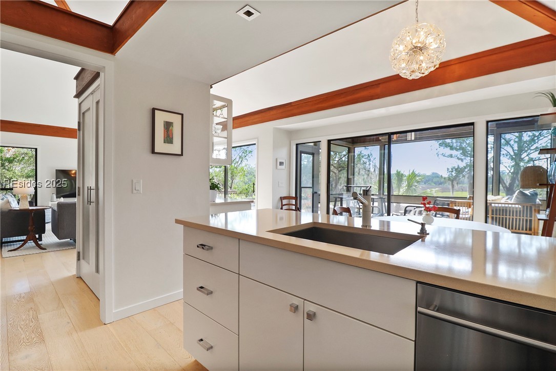 11 Palm Isle Court