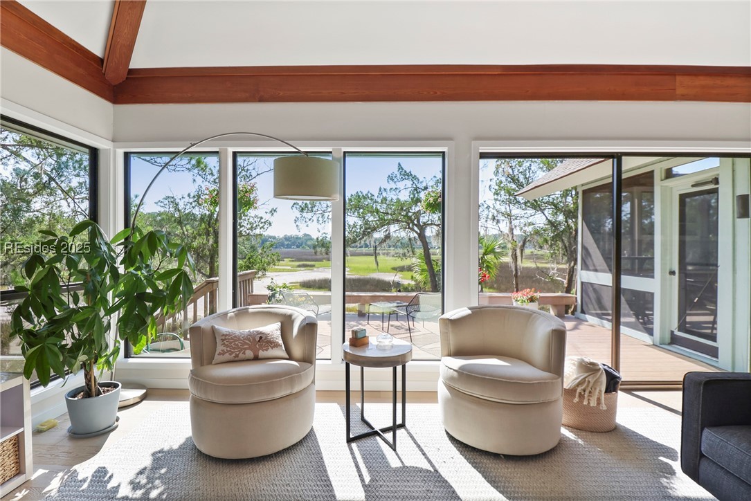 11 Palm Isle Court