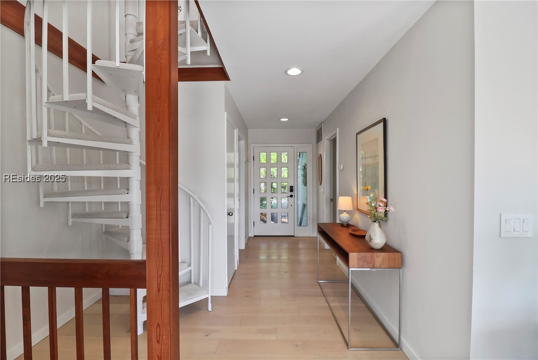 11 Palm Isle Court