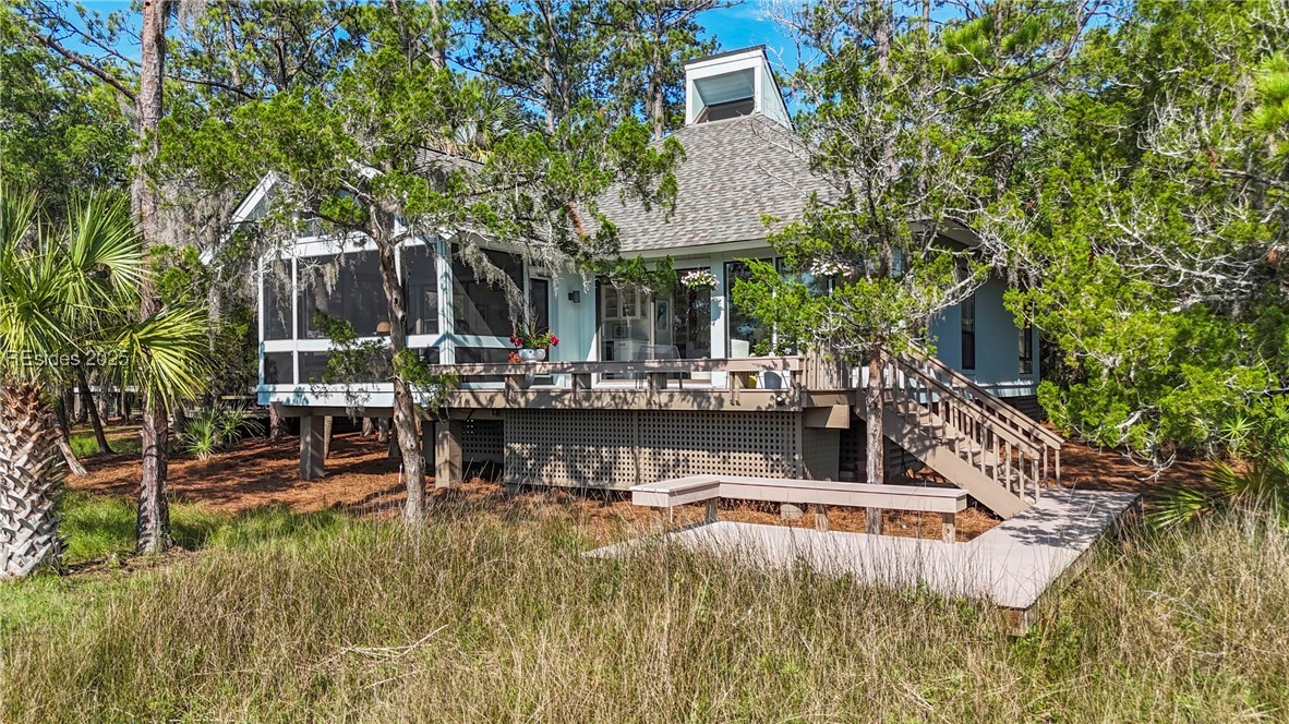 11 Palm Isle Court