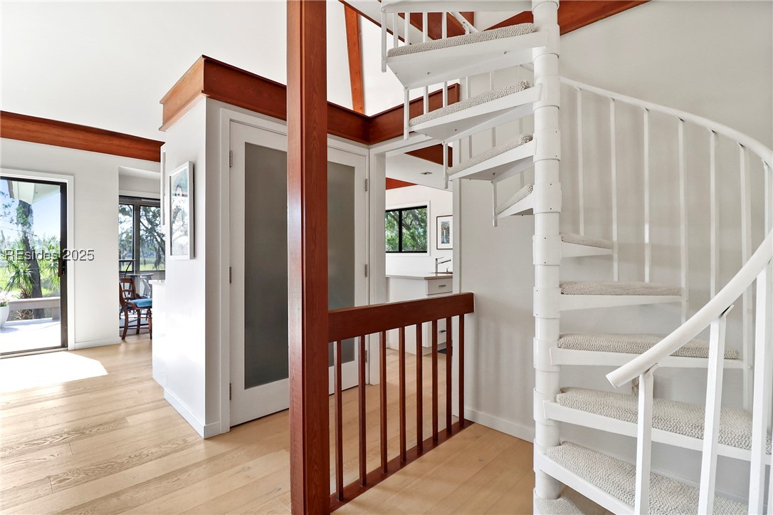 11 Palm Isle Court