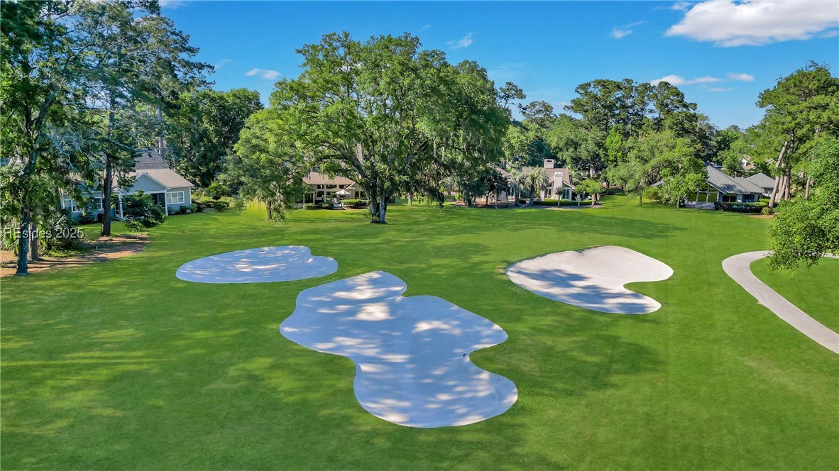 11 Palm Isle Court