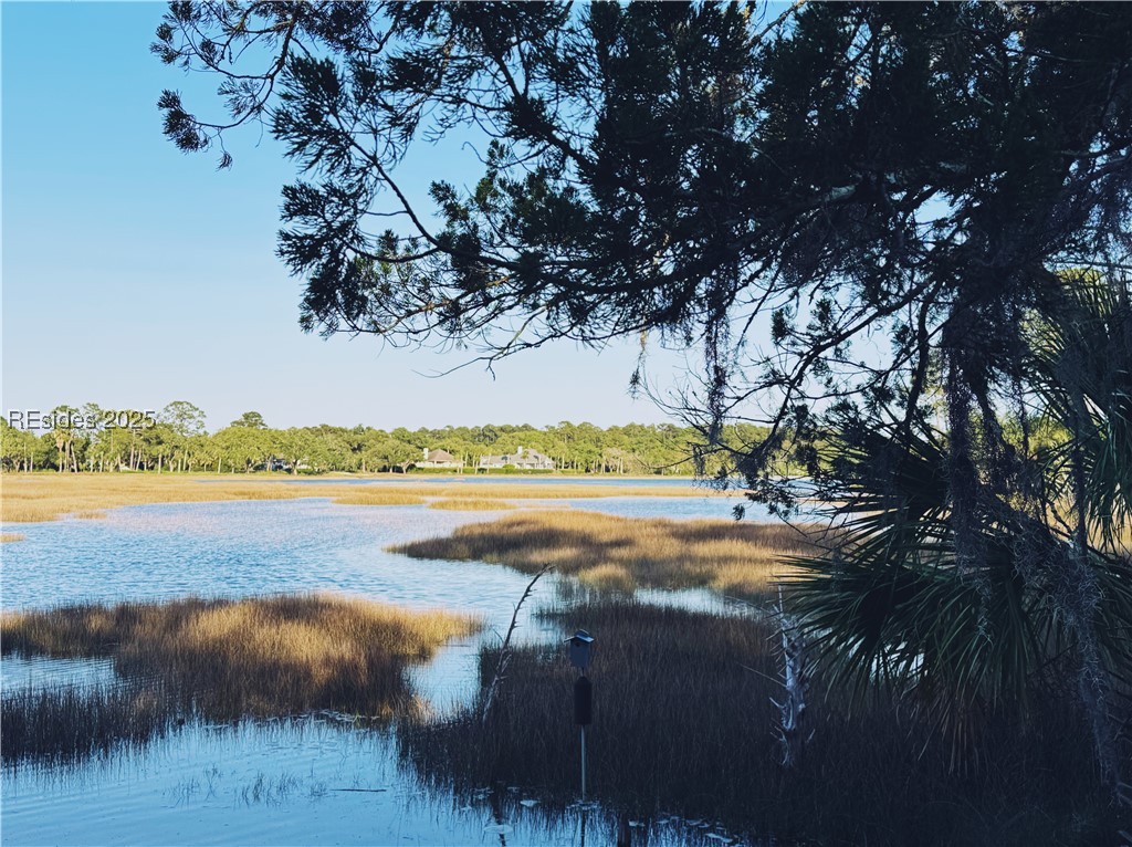 11 Palm Isle Court