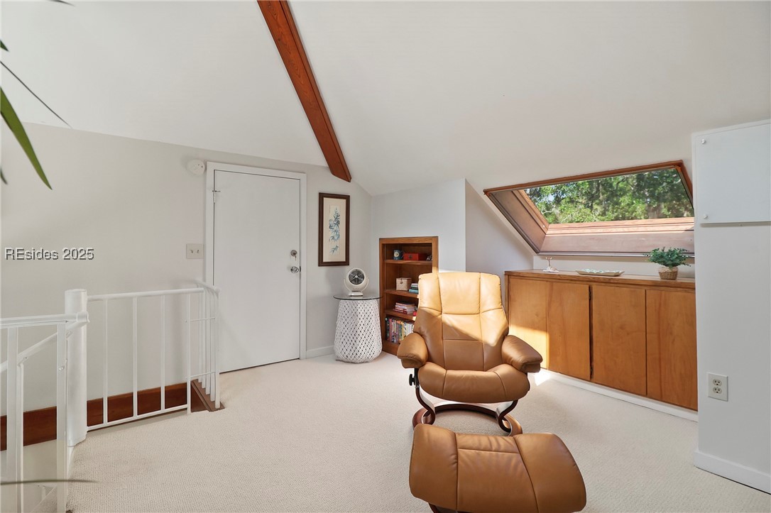 11 Palm Isle Court