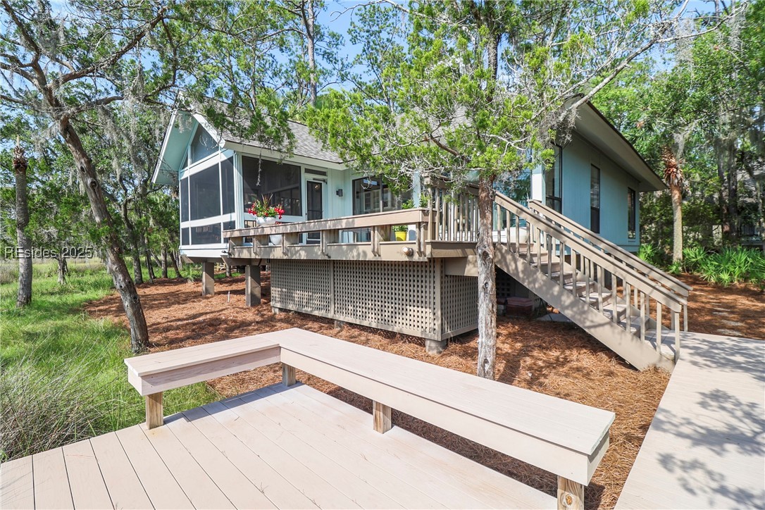 11 Palm Isle Court