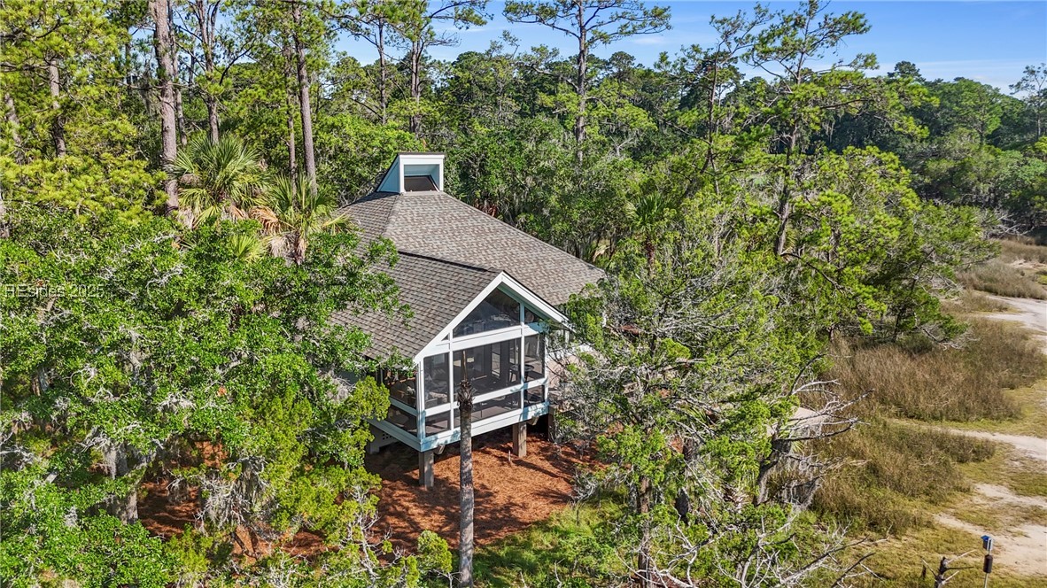 11 Palm Isle Court