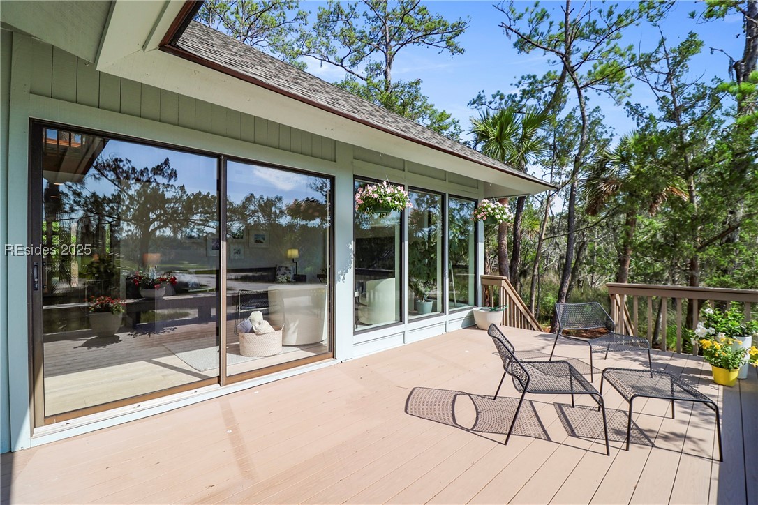 11 Palm Isle Court