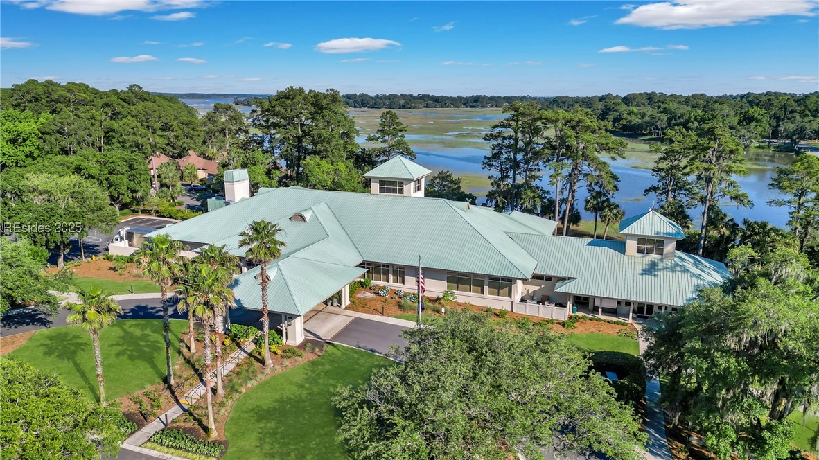11 Palm Isle Court