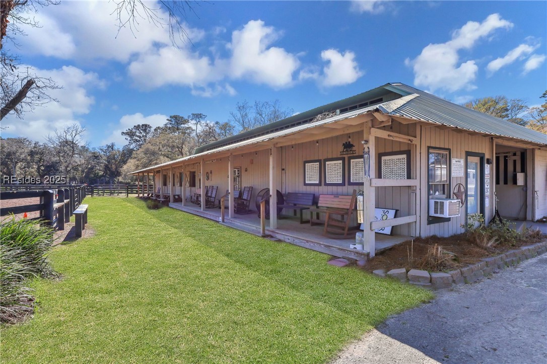 11 Palm Isle Court