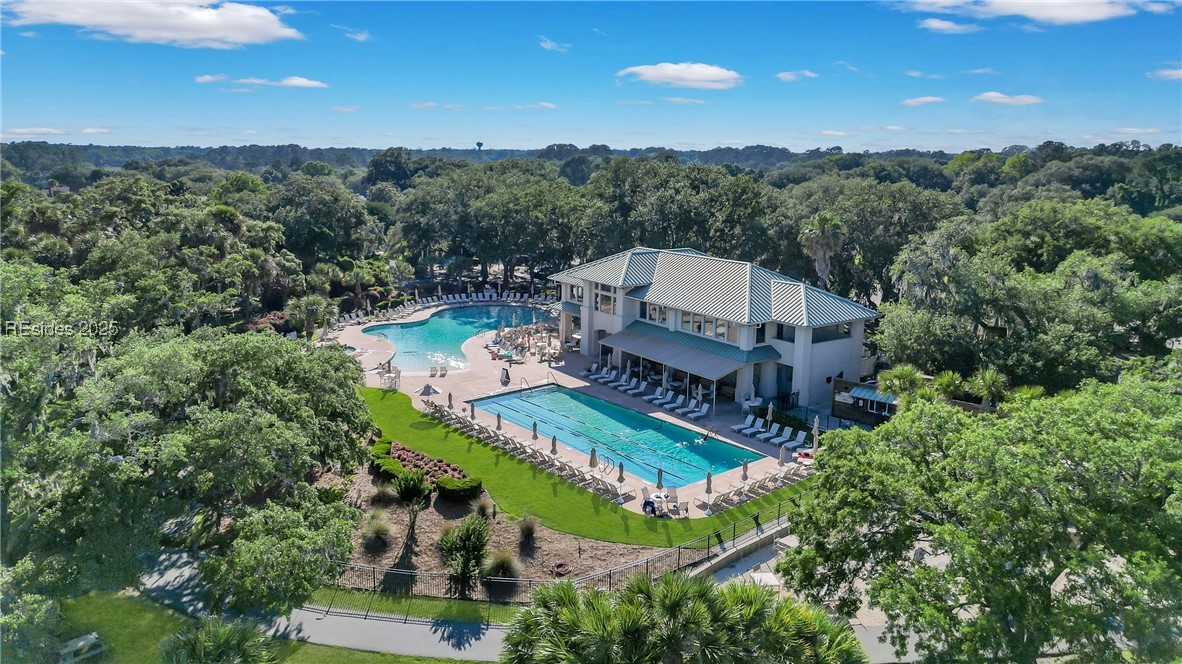 11 Palm Isle Court