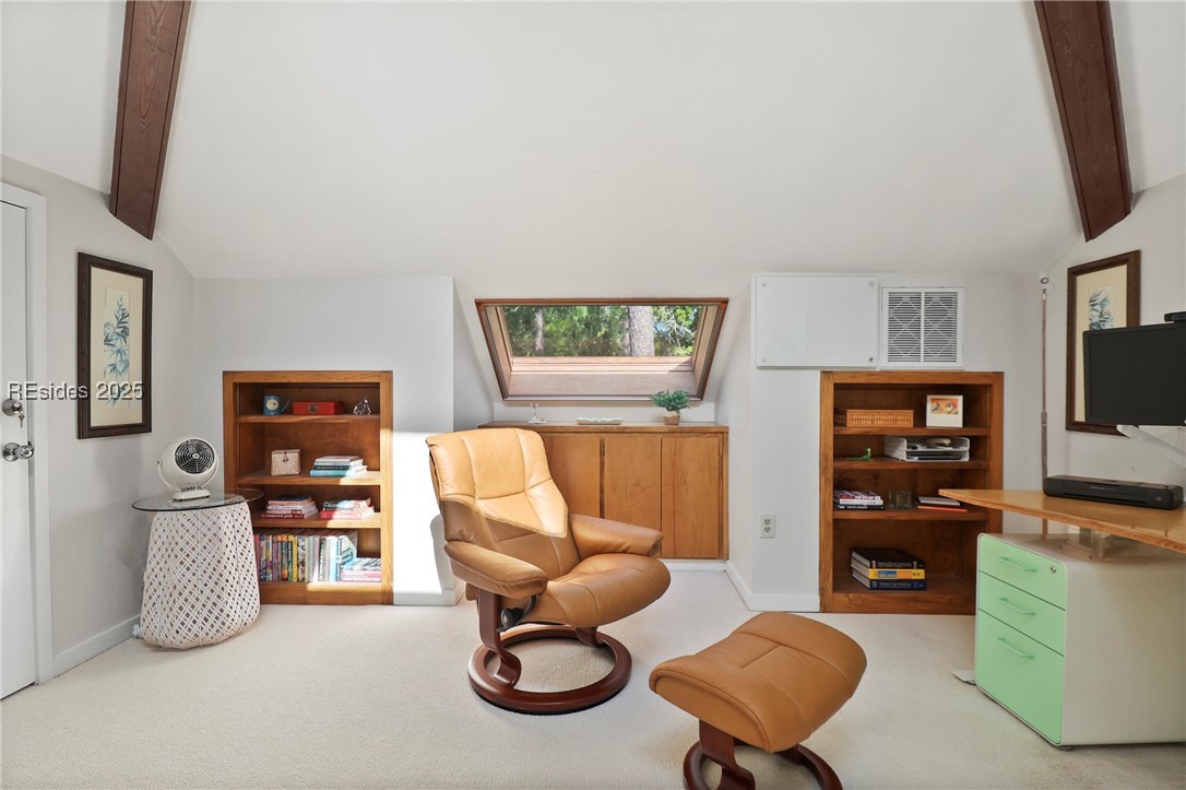 11 Palm Isle Court