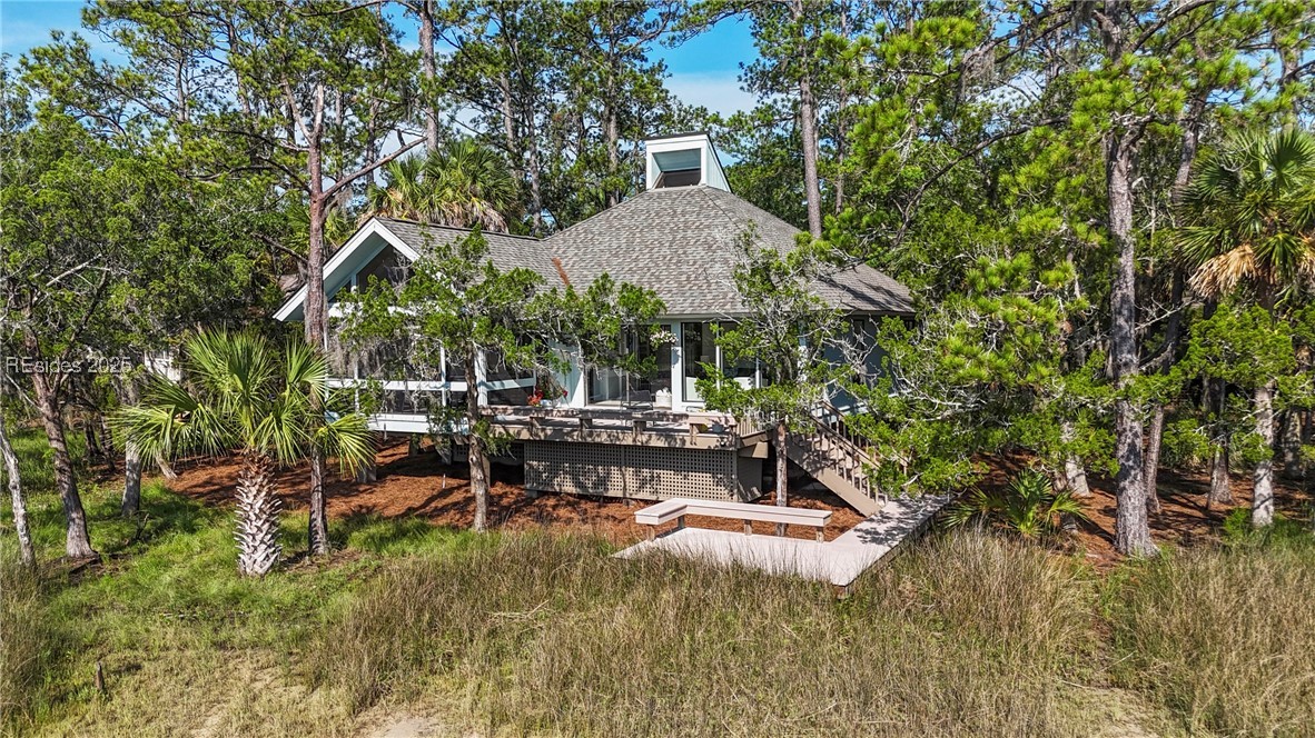 11 Palm Isle Court