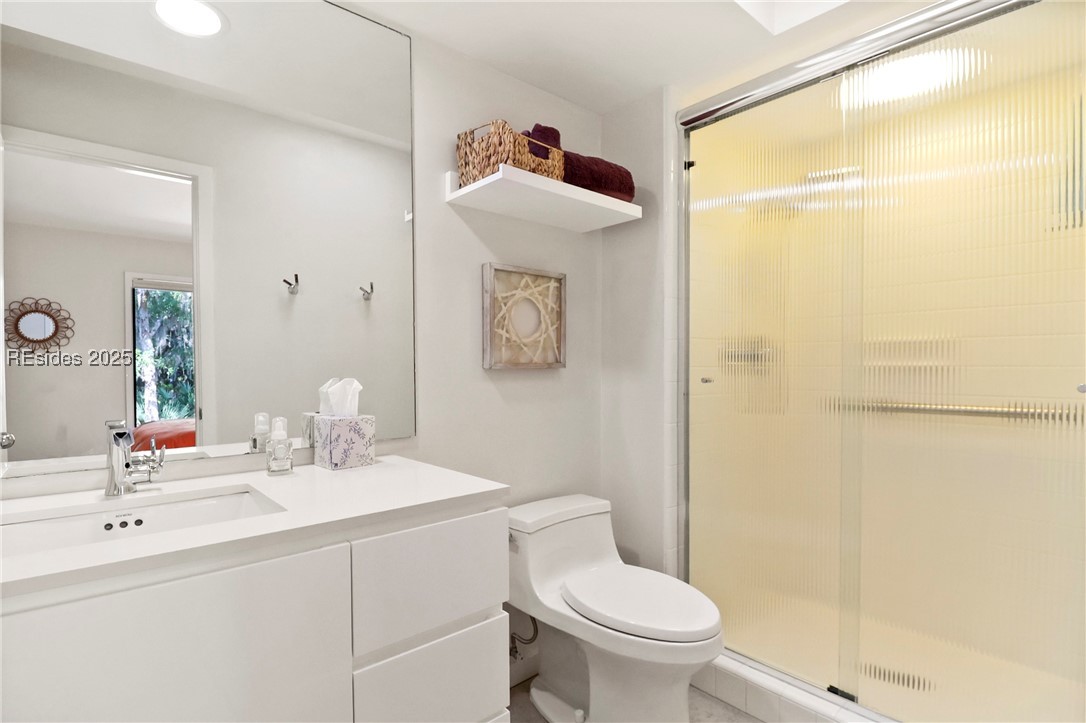 11 Palm Isle Court