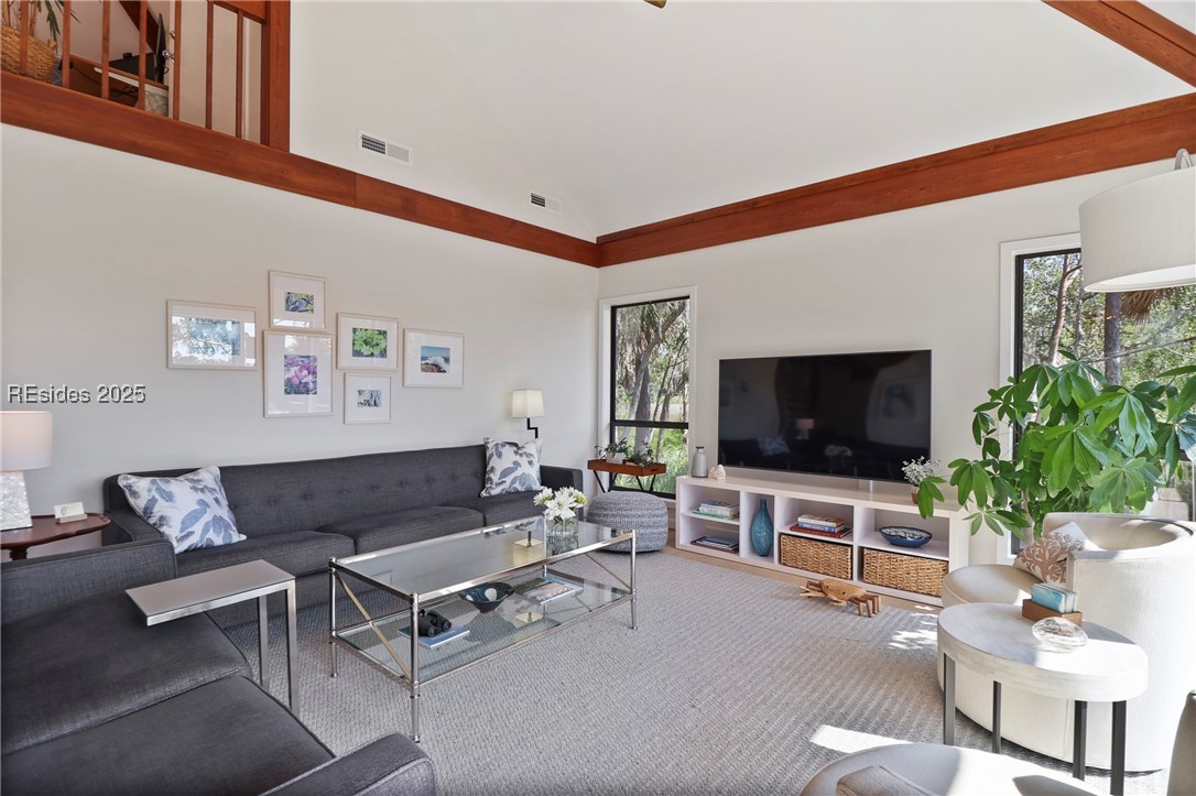 11 Palm Isle Court